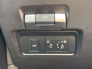 Land Rover Range Rover Evoque — photo 16