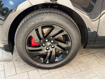 Land Rover Range Rover Evoque 1.5 I3 PHEV R-Dynamic S AWD Auto — photo 8