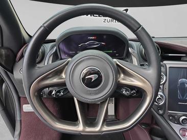 McLaren 720S Spider — photo 13