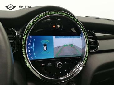 Mini Cooper E — photo 19