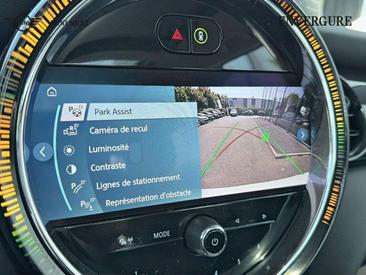 Mini Cooper SE — photo 10