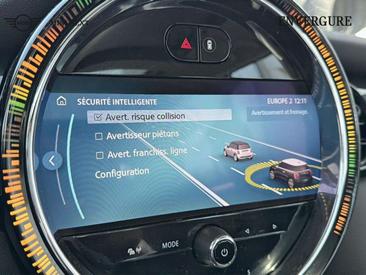 Mini Cooper SE — photo 14