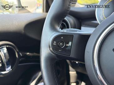 Mini Cooper SE — photo 20