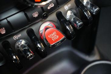 Mini Cabrio COOPER — photo 28