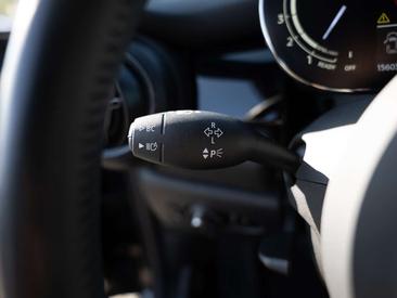 Mini Cabrio Classic Cooper — photo 21
