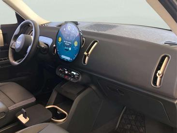 Mini Countryman Essential One D — photo 8