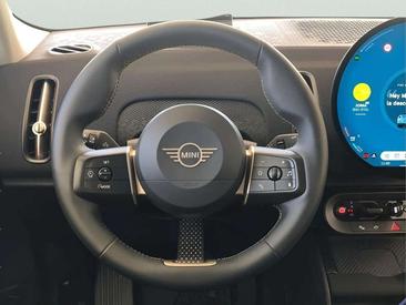 Mini Countryman Essential One D — photo 14