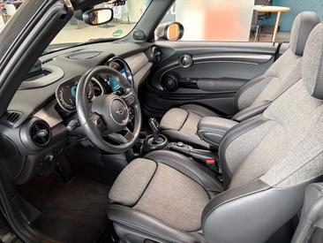 Mini Cabrio Classic Cooper S — photo 8