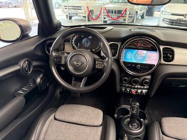 Mini Cabrio Classic Cooper S — photo 14