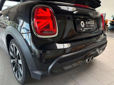Mini Cabrio Classic Cooper S — photo 28