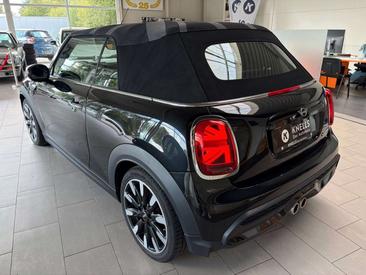Mini Cabrio Classic Cooper S — photo 32