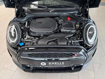 Mini Cabrio Classic Cooper S — photo 34