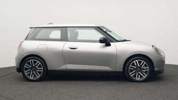 Mini Electric Classic Cooper E — photo 3