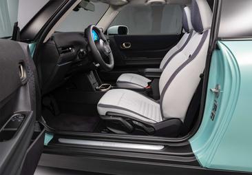 Mini Electric Cooper SE — photo 27
