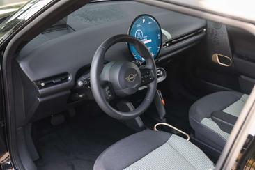 Mini Hatch Cooper E — photo 3