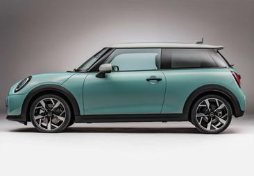 Mini Electric Cooper SE — photo 30