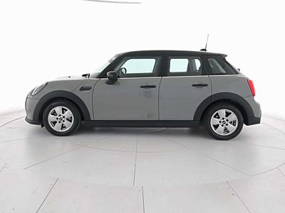 Mini 5 Portes Essential Cooper