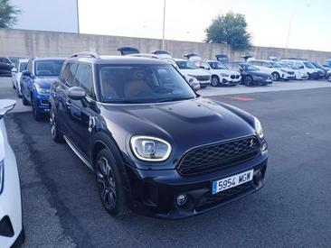 Mini Countryman COOPER SE — photo 3