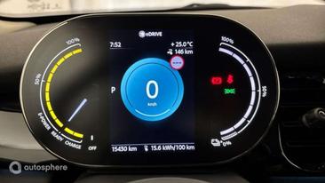 Mini Electric Cooper SE — photo 10