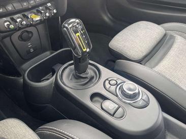 Mini Electric Cooper SE — photo 18