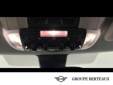 Mini Cooper E — photo 10