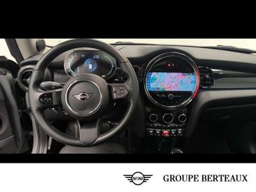 Mini Cooper E — photo 20