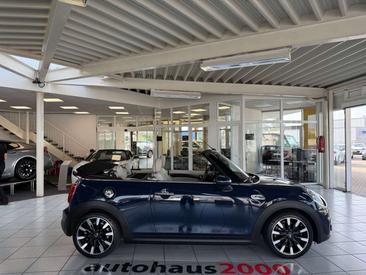 Mini Cabrio COOPER S — photo 5