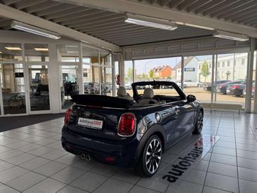 Mini Cabrio COOPER S — photo 6