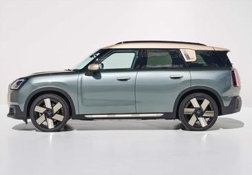 Mini Countryman Essential One — photo 14