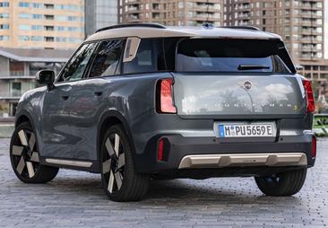 Mini Countryman Essential One — photo 33