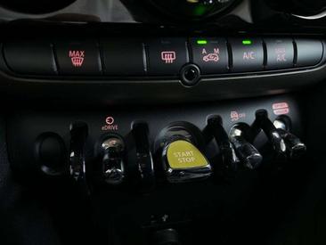Mini Countryman COOPER SE — photo 14