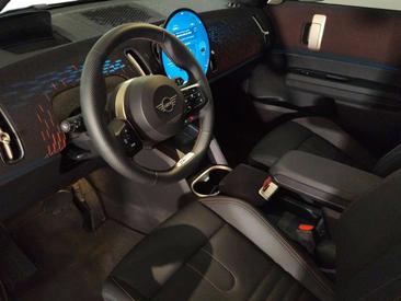 Mini Countryman JCW Cooper E — photo 6