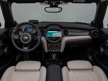 Mini Cabrio Yours Cooper S — photo 33