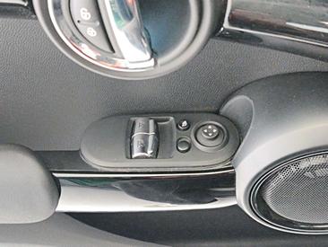Mini 3 Portes Classic Cooper S — photo 25