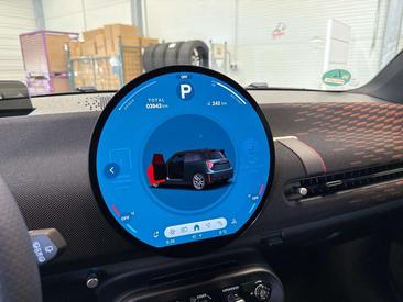 Mini Cooper E JCW — photo 8