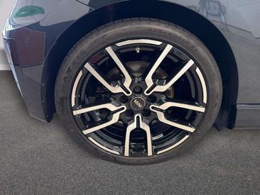 Mini Cooper E JCW — photo 12