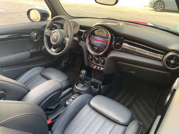 Mini Cabrio COOPER — photo 5