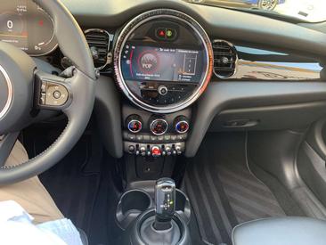 Mini Cabrio COOPER — photo 22