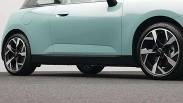 Mini Electric Classic Cooper E — photo 21