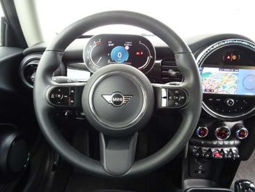 Mini Cooper E Camden — photo 8