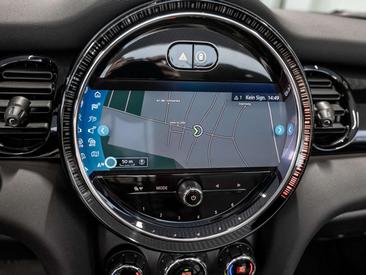 Mini Cabrio John Cooper Works — photo 13