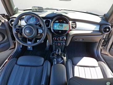 Mini Cabrio JCW Cooper S — photo 10