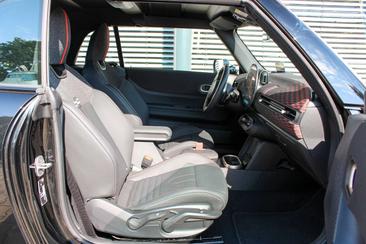 Mini Cabrio JCW Cooper S — photo 17