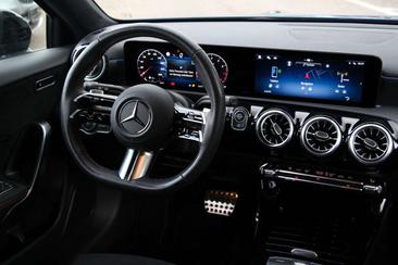 Mercedes Classe A 200 AMG Line — photo 7