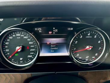 Mercedes Classe E 200 Exclusive — photo 46