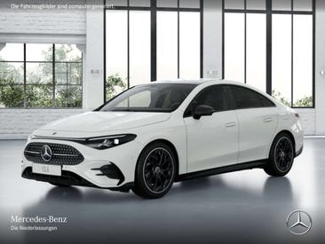 Mercedes CLA 200 Night Edition — photo 12