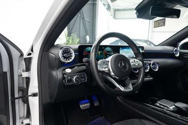 Mercedes Classe A 250 AMG Line — photo 9