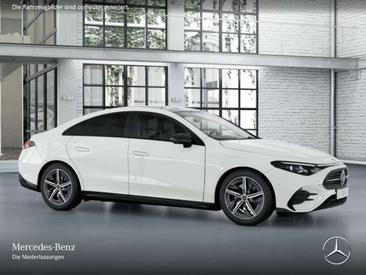 Mercedes CLA 200 Night Edition — photo 14