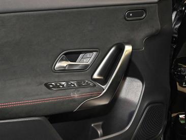 Mercedes Classe A 180 AMG Line — photo 25