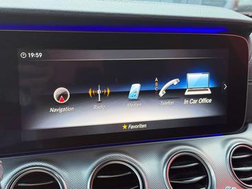 Mercedes Classe E 220 AMG-Line — photo 33